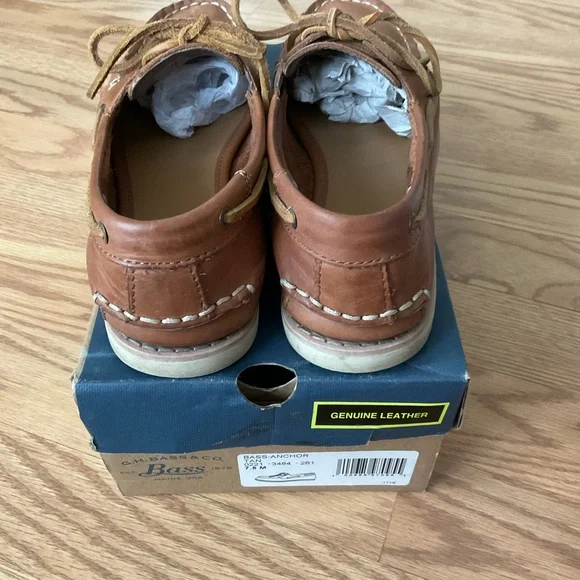 G.H. Bass & Co. Anchor Leather Boater Size 7.5 Original Box - Picture 9 of 11
